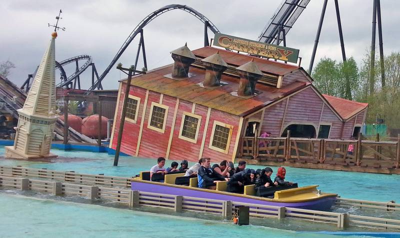 Tidal Wave ride thorpe park